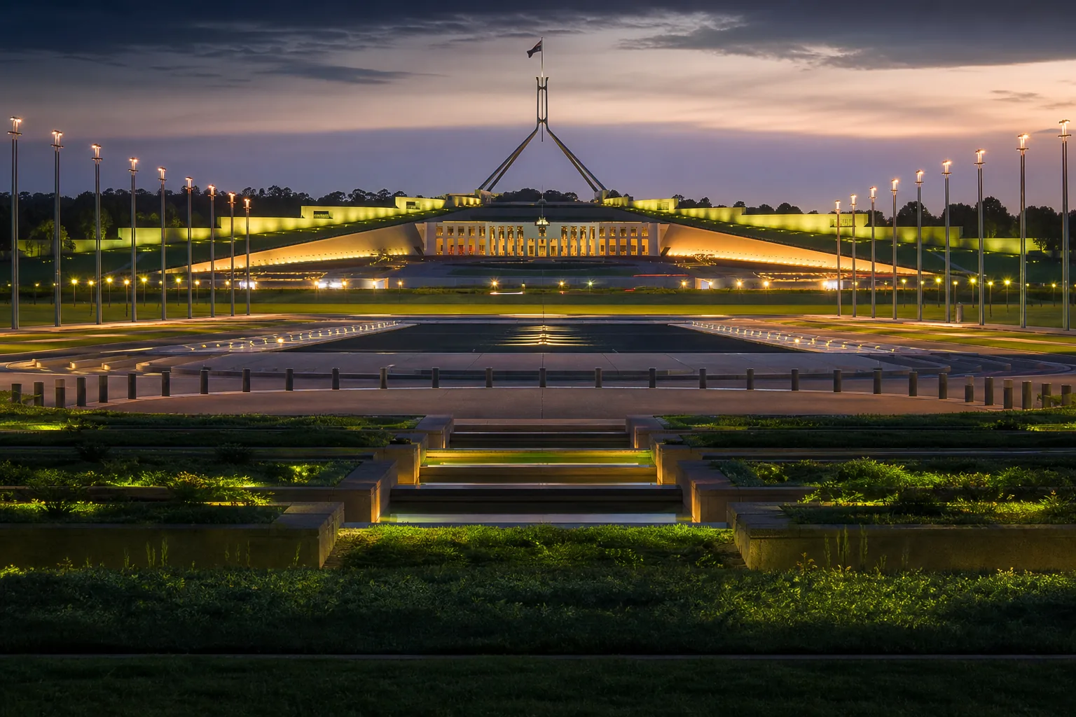 Editorial city guide graphic for Woolworths Casino readers in Canberra, ACT